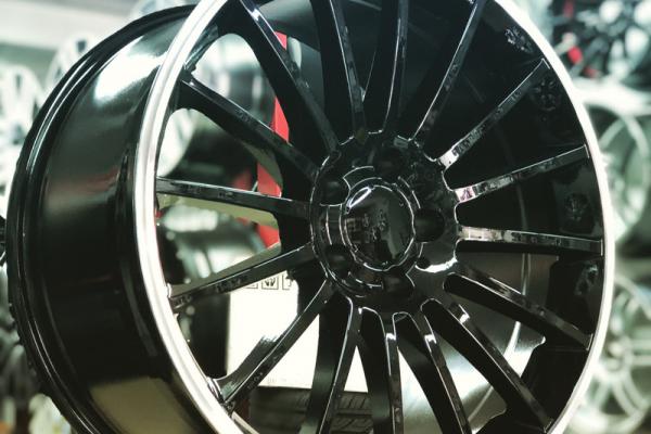 Rines de lujo Tipo Mercedes 19